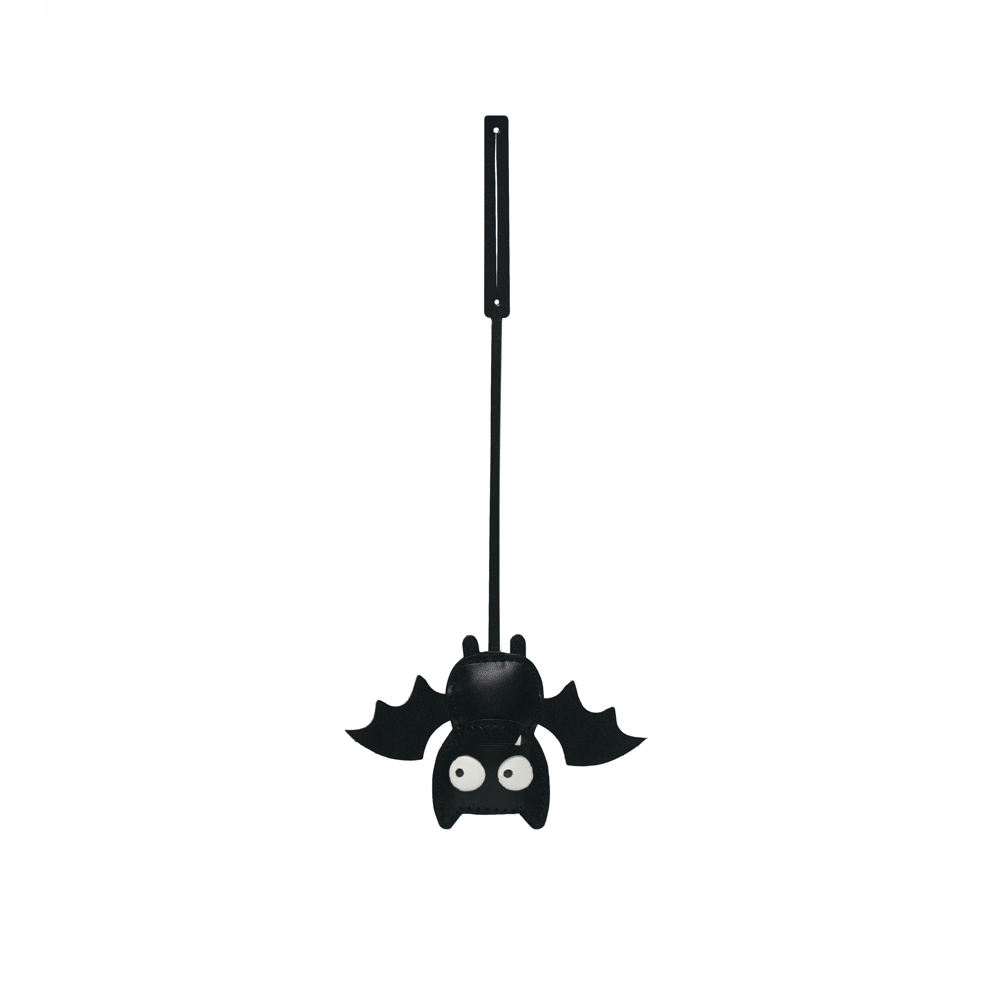LC-309-BK CUTE BAT BLACK LEATHER CHARM