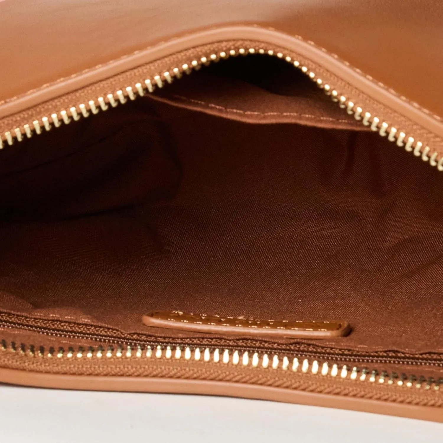 The Drop Kinsley Cresent Crossbody Bag